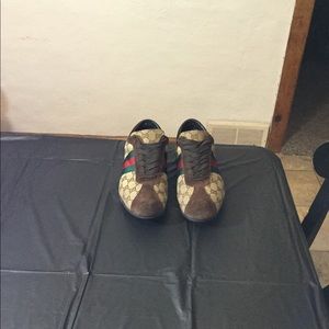 Authentic men’s Gucci sneakers